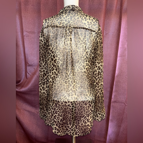 Dots Cheetah Print Sheer Button Up Women’s Size Medium - Picture 6 of 9